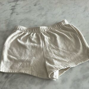 Victoria’s Secret pink relaxed sweat short-size Med- cream